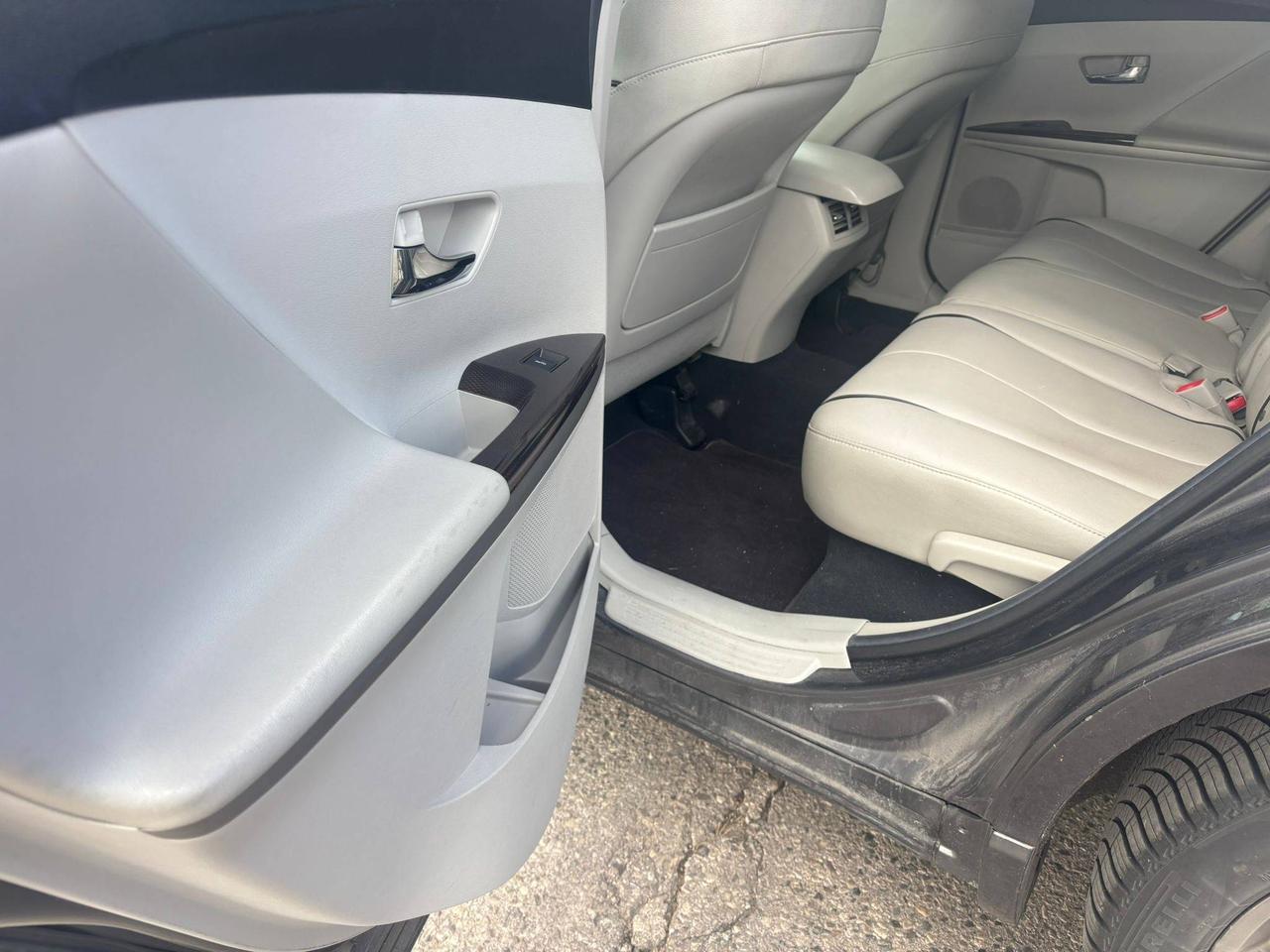 2011 Toyota Venza 4DR WGN V6 AWD Photo