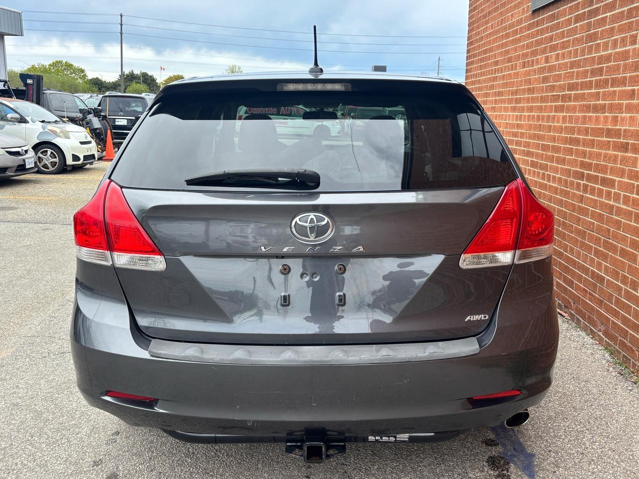 2010 Toyota Venza 4DR WGN V6 AWD Photo