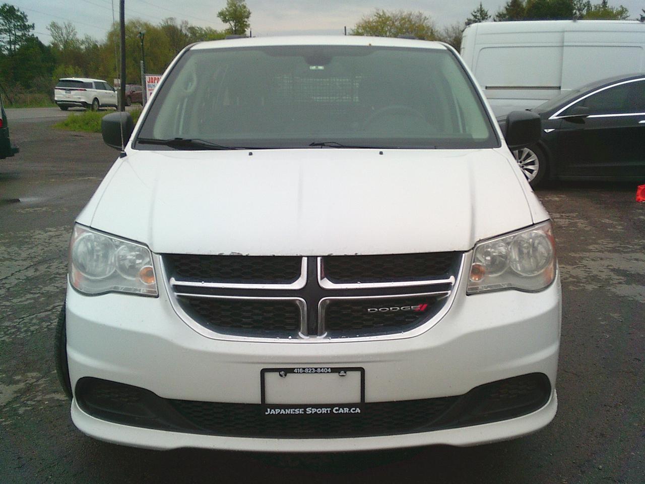 2018 Dodge Grand Caravan SXT Stow N Go! Photo