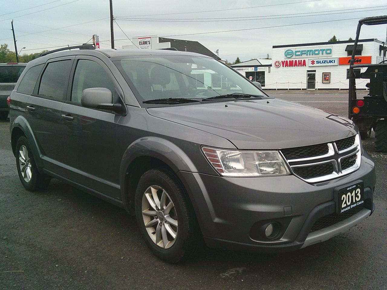 2013 Dodge Journey FWD 4dr SXT 7 PASS + TOW PKG Photo