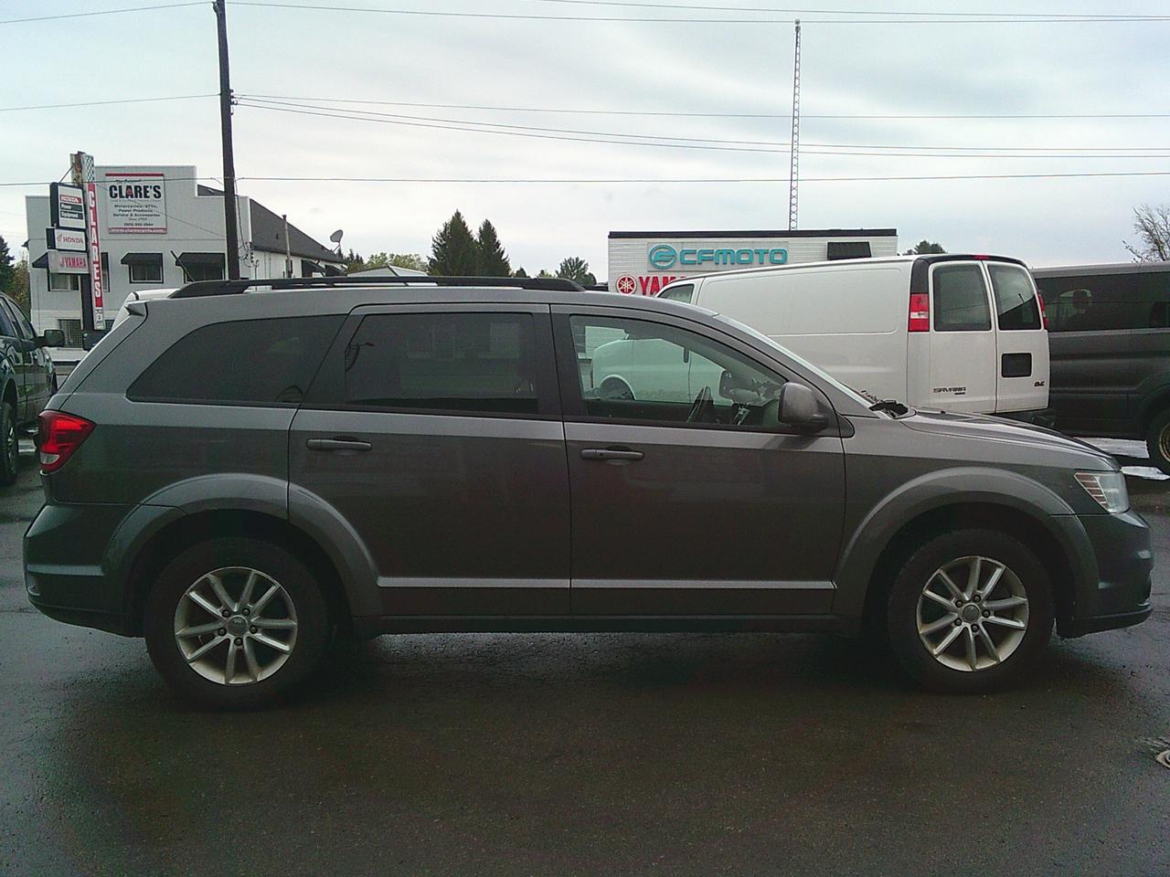 2013 Dodge Journey FWD 4dr SXT 7 PASS + TOW PKG Photo
