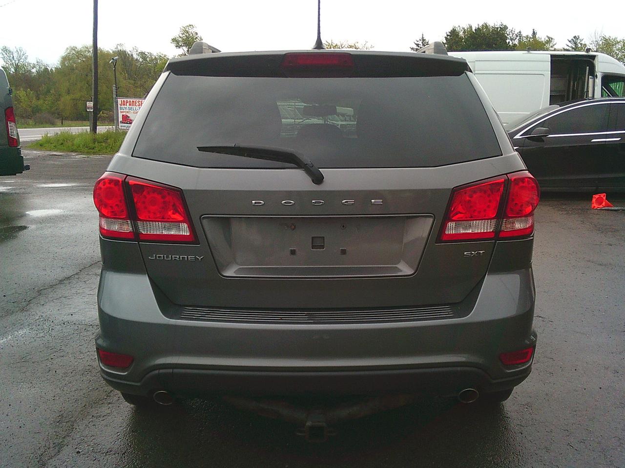 2013 Dodge Journey FWD 4dr SXT 7 PASS + TOW PKG Photo