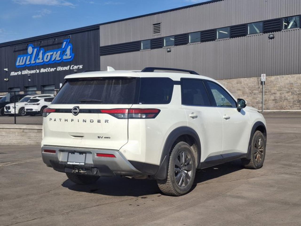 2024 Nissan Pathfinder SV AWD | Pano Sunroof | 360 Camera | Adaptive Cruise | Heated Wheel + Seats | Remote Start & More ! Photo