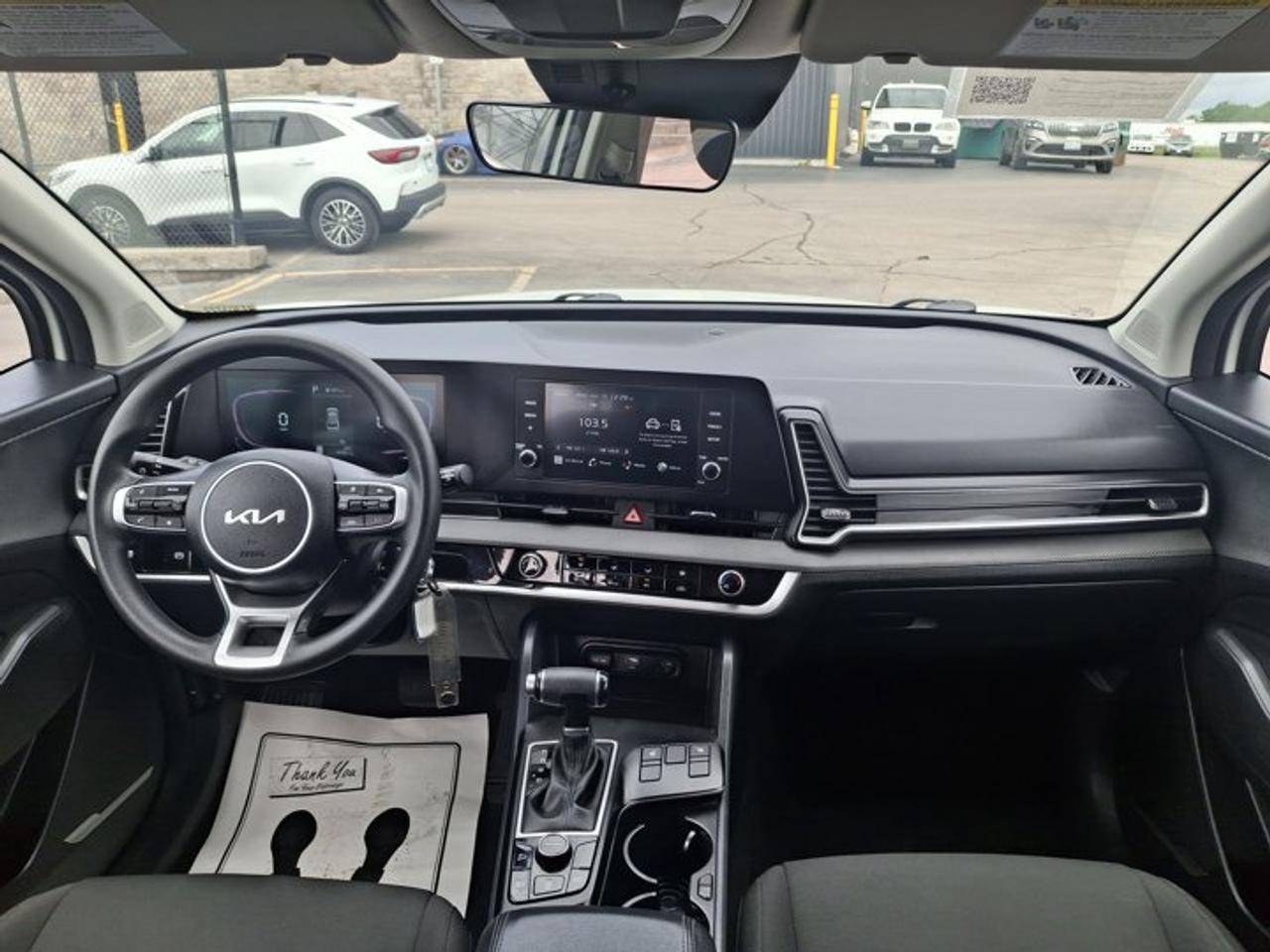 2024 Kia Sportage LX AWD | Heated Seats | CarPlay + Android | Rear Camera | and More ! Photo