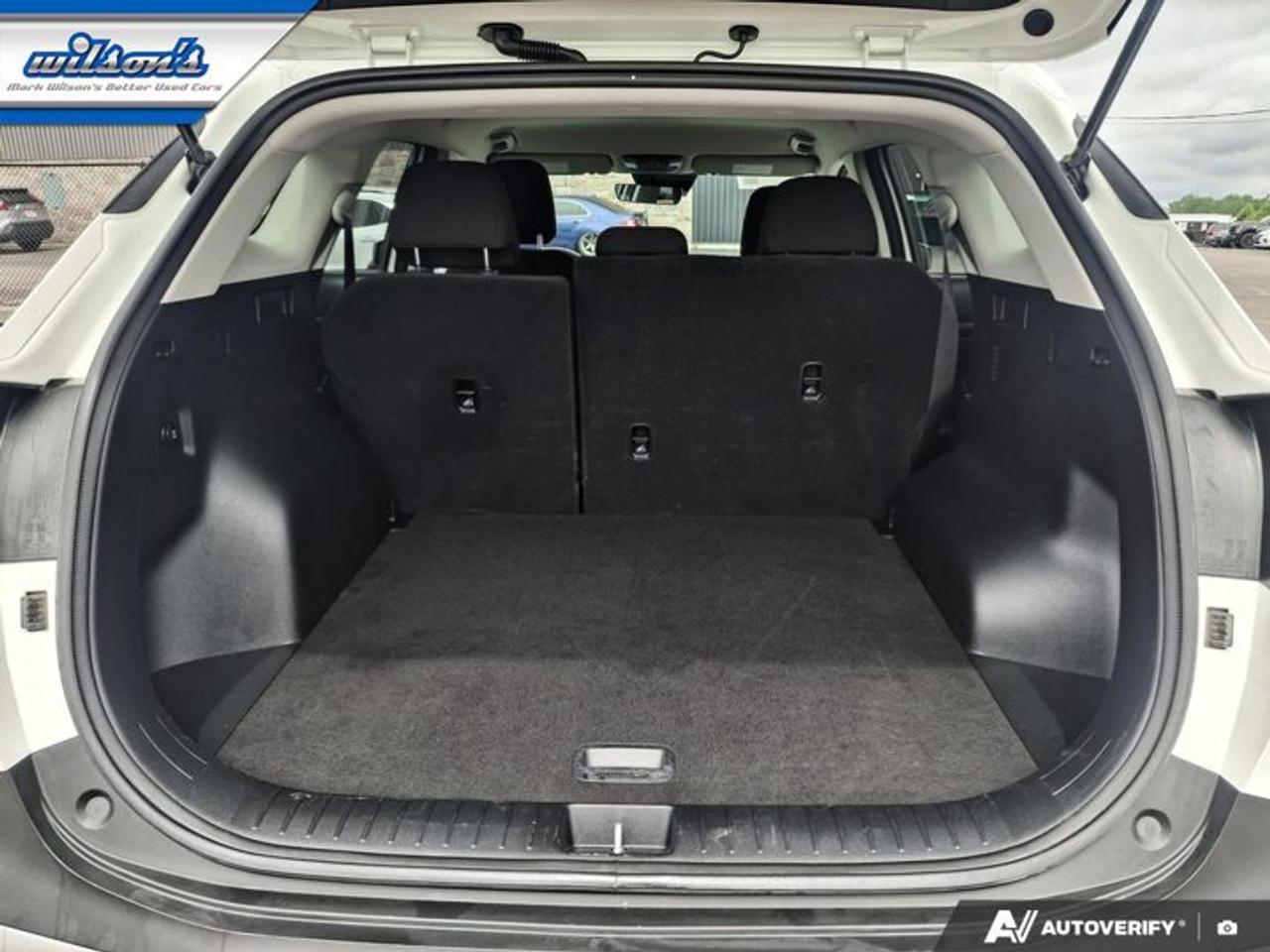 2024 Kia Sportage LX AWD | Heated Seats | CarPlay + Android | Rear Camera | and More ! Photo