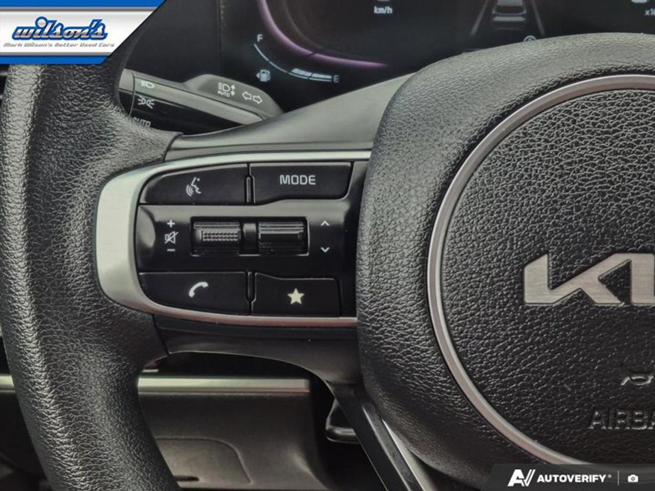 2024 Kia Sportage LX AWD | Heated Seats | CarPlay + Android | Rear Camera | and More ! Photo