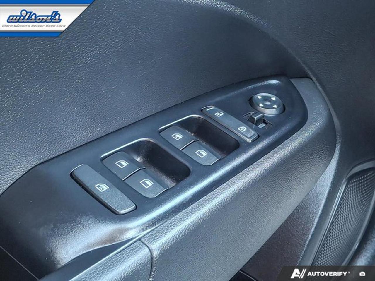 2025 Hyundai Venue Preferred | Heated Wheel + Seats | BSW | CarPlay + Android | Rear Camera | and More ! Photo