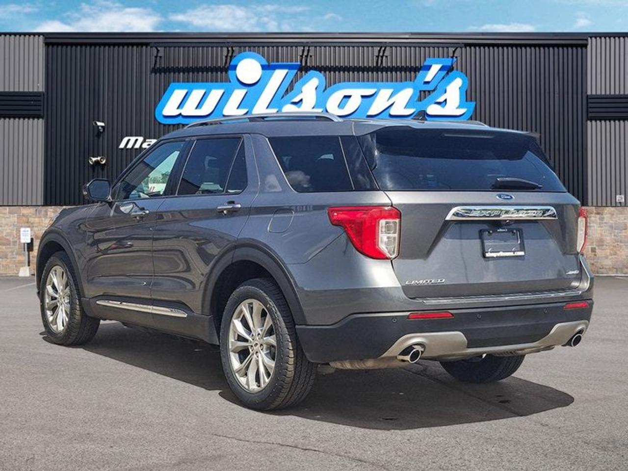 2024 Ford Explorer Limited AWD | Leather | Nav | Adaptive Cruise | Cooled + Heated Seats | Heated Wheel & Much More ! Photo