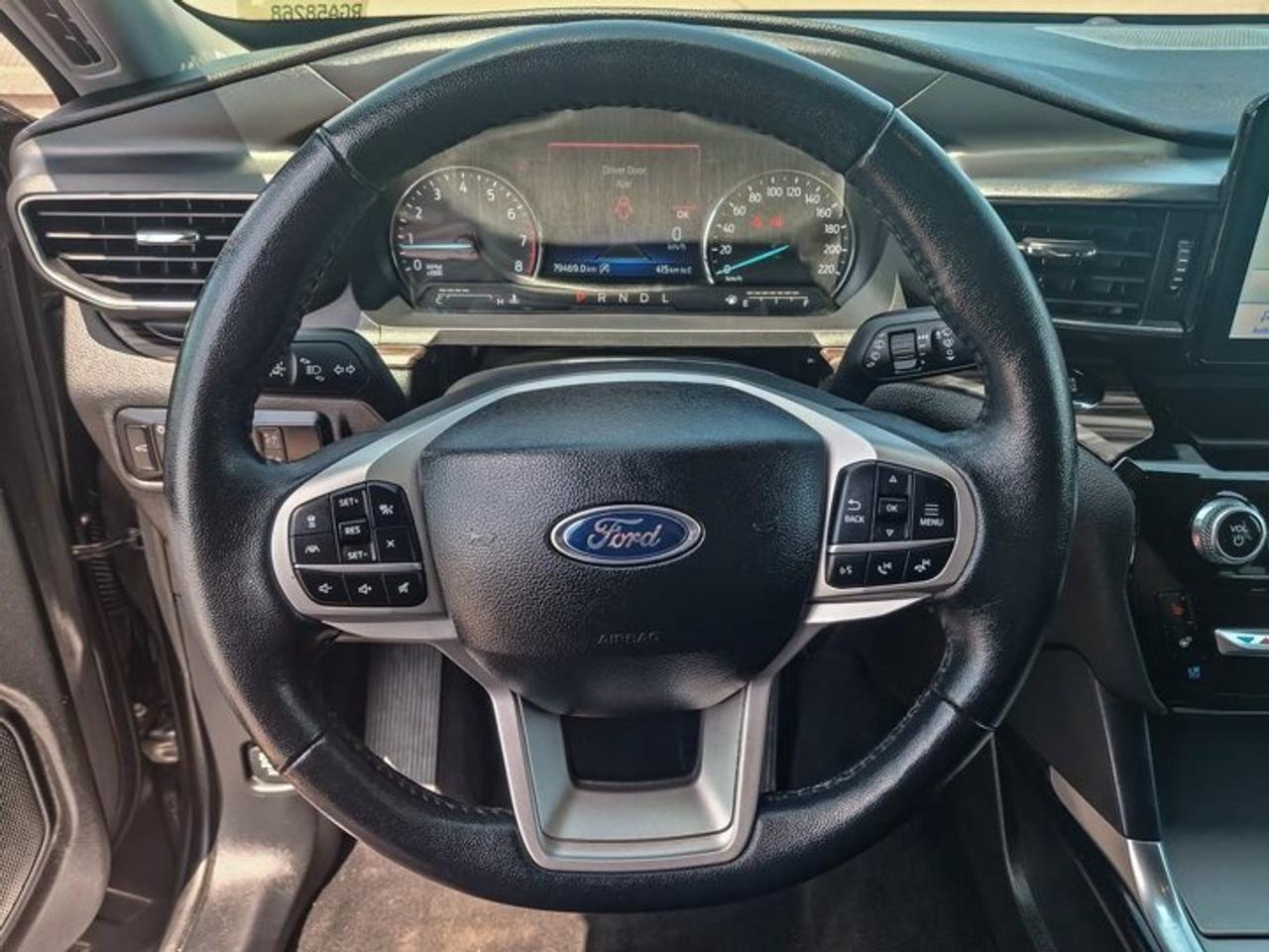2024 Ford Explorer Limited AWD | Leather | Nav | Adaptive Cruise | Cooled + Heated Seats | Heated Wheel & Much More ! Photo