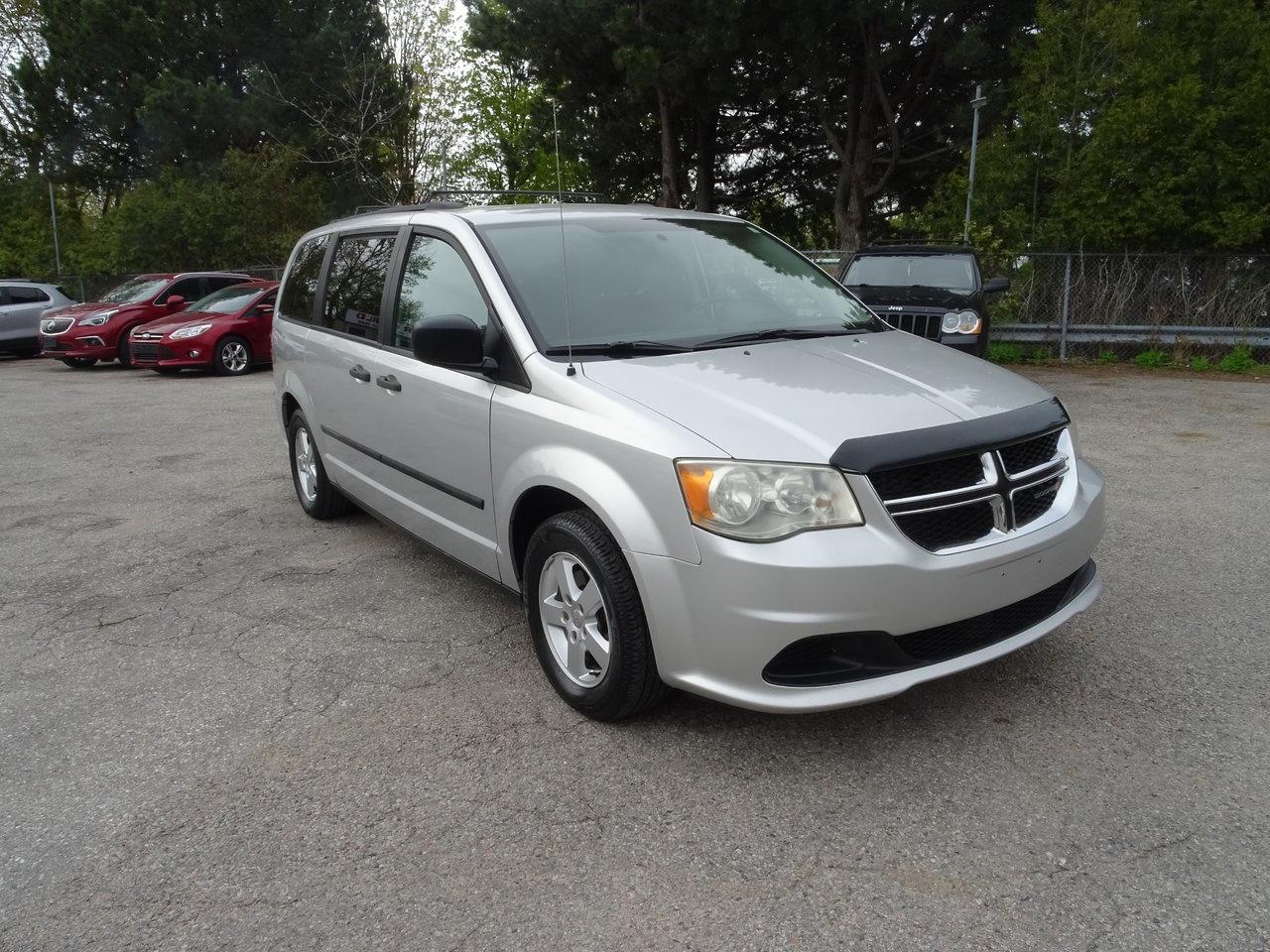 2012 Dodge Grand Caravan SE Photo