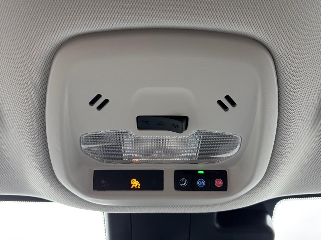2026 Chevrolet Trax LT New Small 5 Passenger FWD SUV with Heated Front Seats, Heated Steering Wheel and an 11 Diagonal Touchscreen Radio with Wireless Apple Carplay/Android Auto Photo
