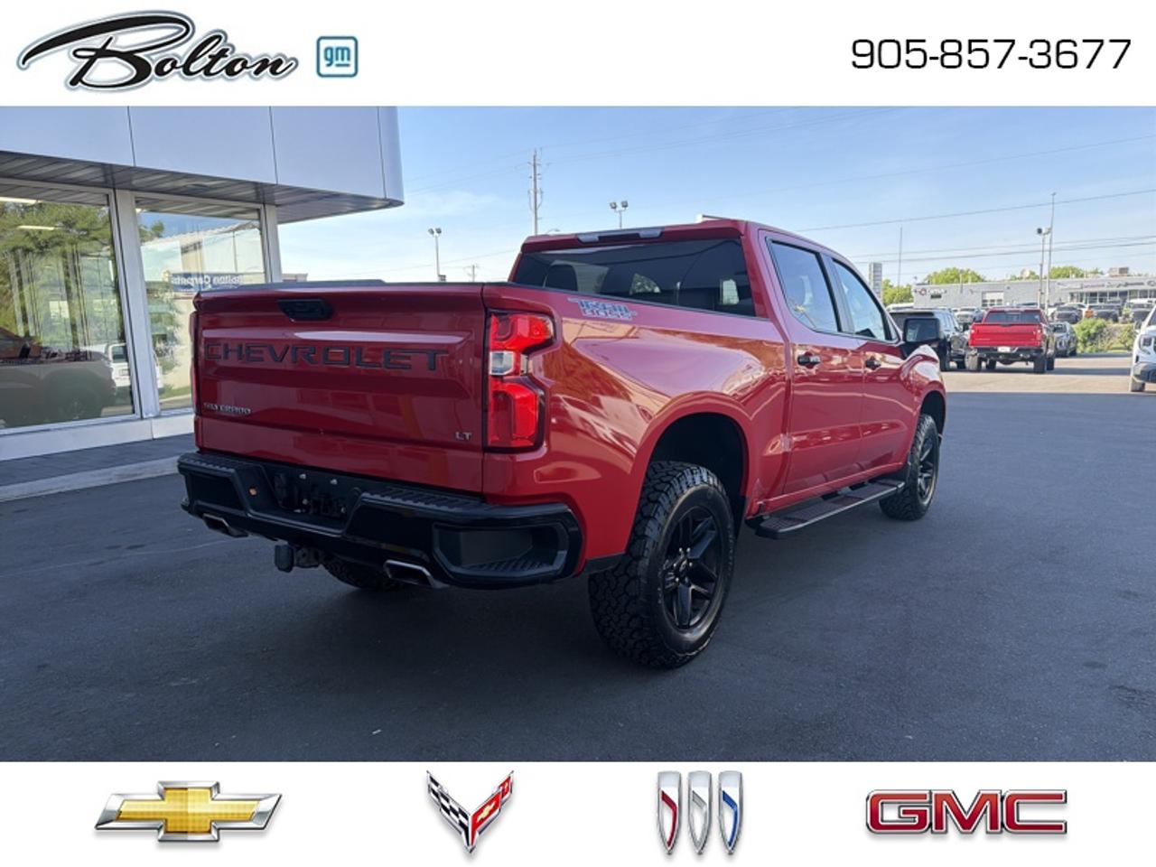 2022 Chevrolet Silverado 1500 LT Trail Boss CERTIFIED PRE-OWNED - FINANCE @ 0.99% Photo