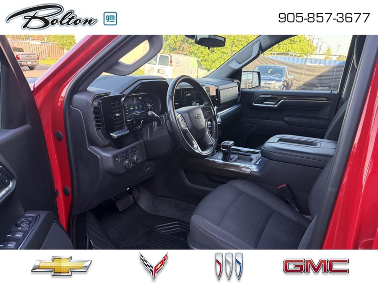2022 Chevrolet Silverado 1500 LT Trail Boss CERTIFIED PRE-OWNED - FINANCE @ 0.99% Photo