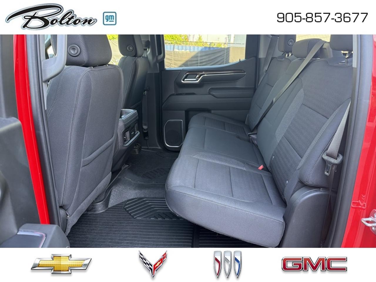 2022 Chevrolet Silverado 1500 LT Trail Boss CERTIFIED PRE-OWNED - FINANCE @ 0.99% Photo