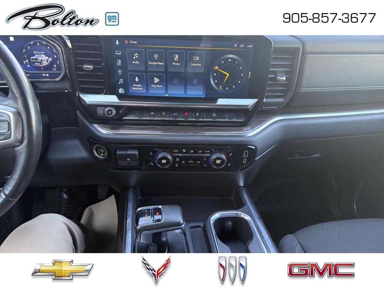 2022 Chevrolet Silverado 1500 LT Trail Boss CERTIFIED PRE-OWNED - FINANCE @ 0.99% Photo
