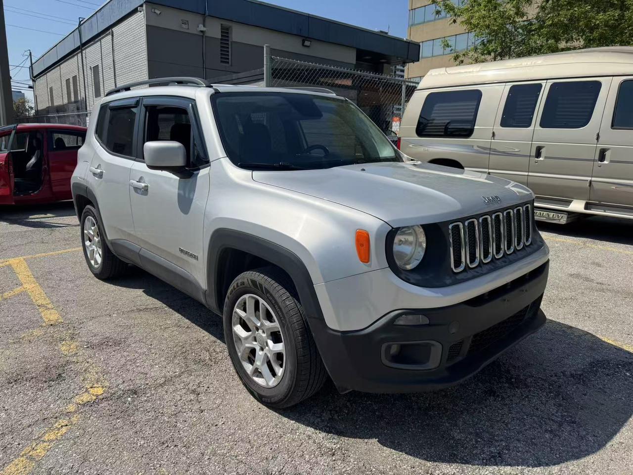 2015 Jeep Renegade 4WD 4dr North Photo