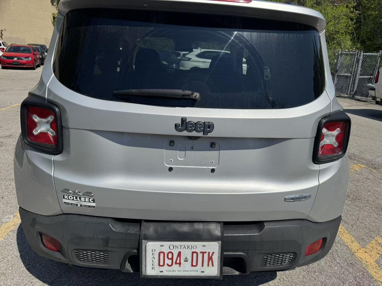 2015 Jeep Renegade 4WD 4dr North Photo