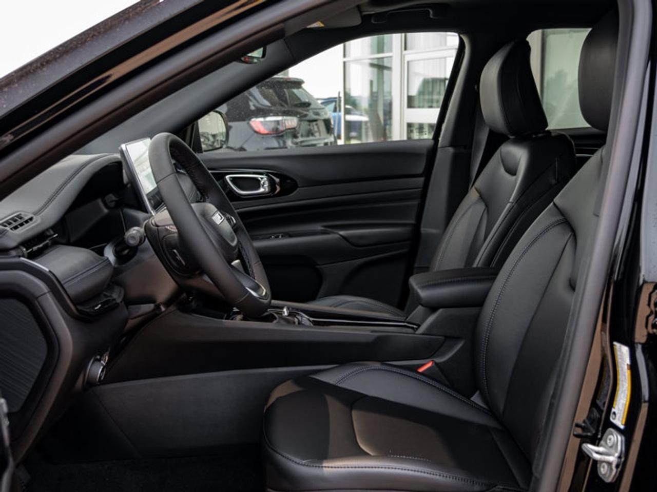 2026 Jeep Compass LIMITED Photo