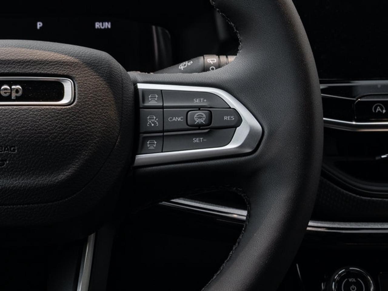 2026 Jeep Compass LIMITED Photo