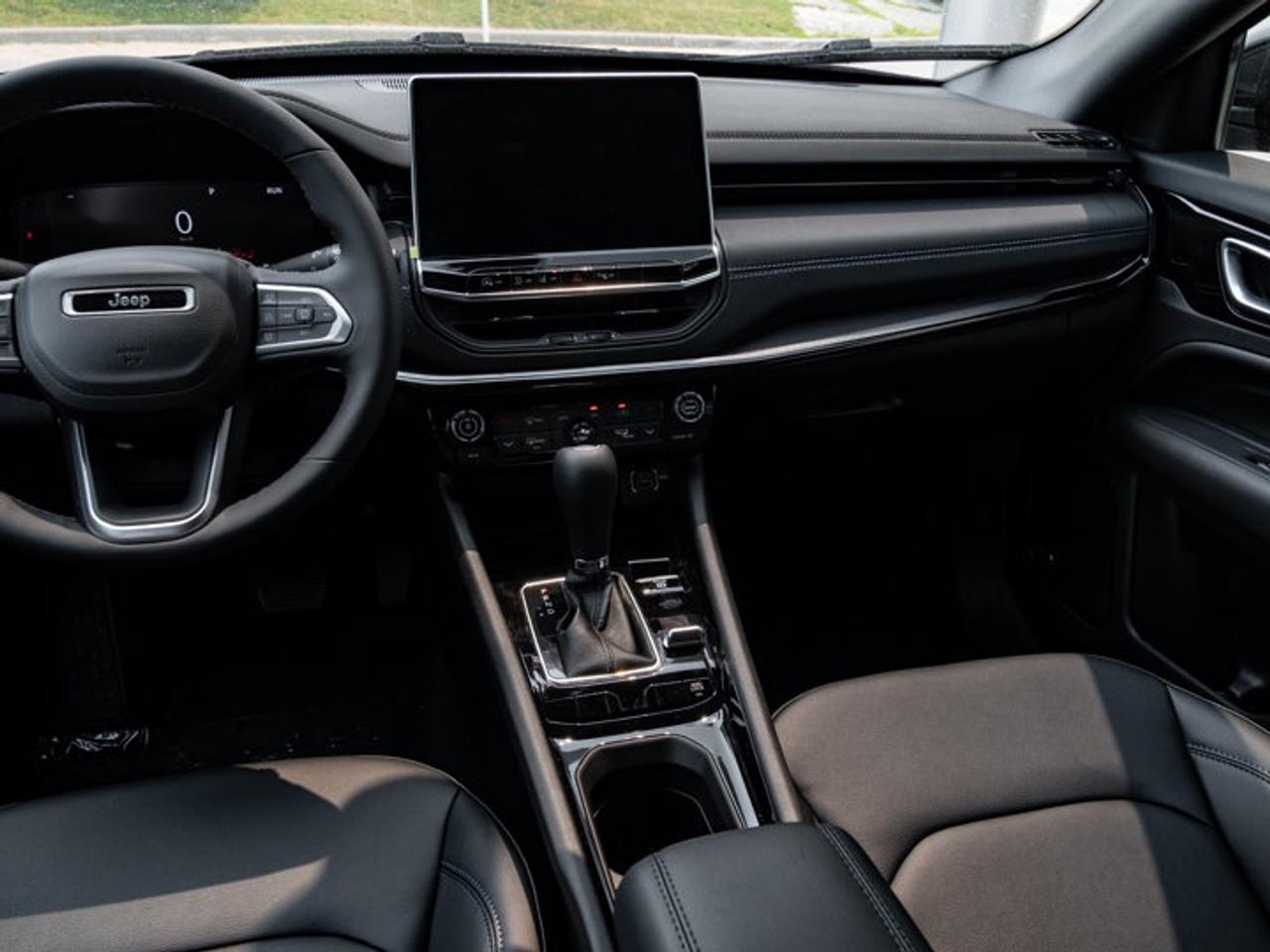 2026 Jeep Compass LIMITED Photo