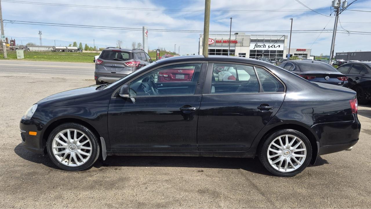 2009 Volkswagen Jetta COMFORTLINE, SEDAN, AUTO, ONLY 54,000KMS, CERT Photo