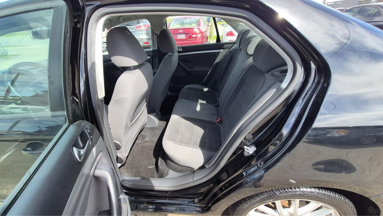 2009 Volkswagen Jetta COMFORTLINE, SEDAN, AUTO, ONLY 54,000KMS, CERT Photo