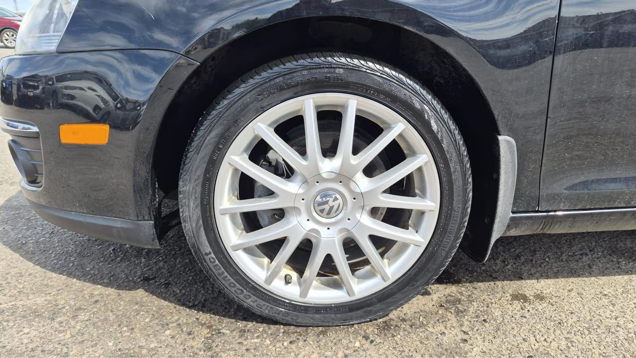 2009 Volkswagen Jetta COMFORTLINE, SEDAN, AUTO, ONLY 54,000KMS, CERT Photo