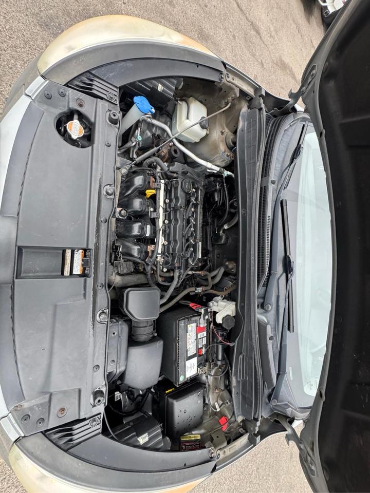 2015 Nissan Micra S, NO ACCIDNETS, WELL MAINTAINED, CERTIFIED Photo