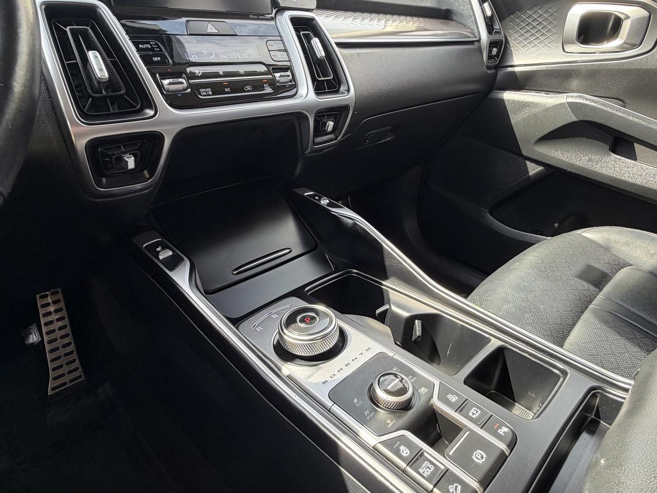 2022 Kia Sorento Plug-In Hybrid EX AWD Photo