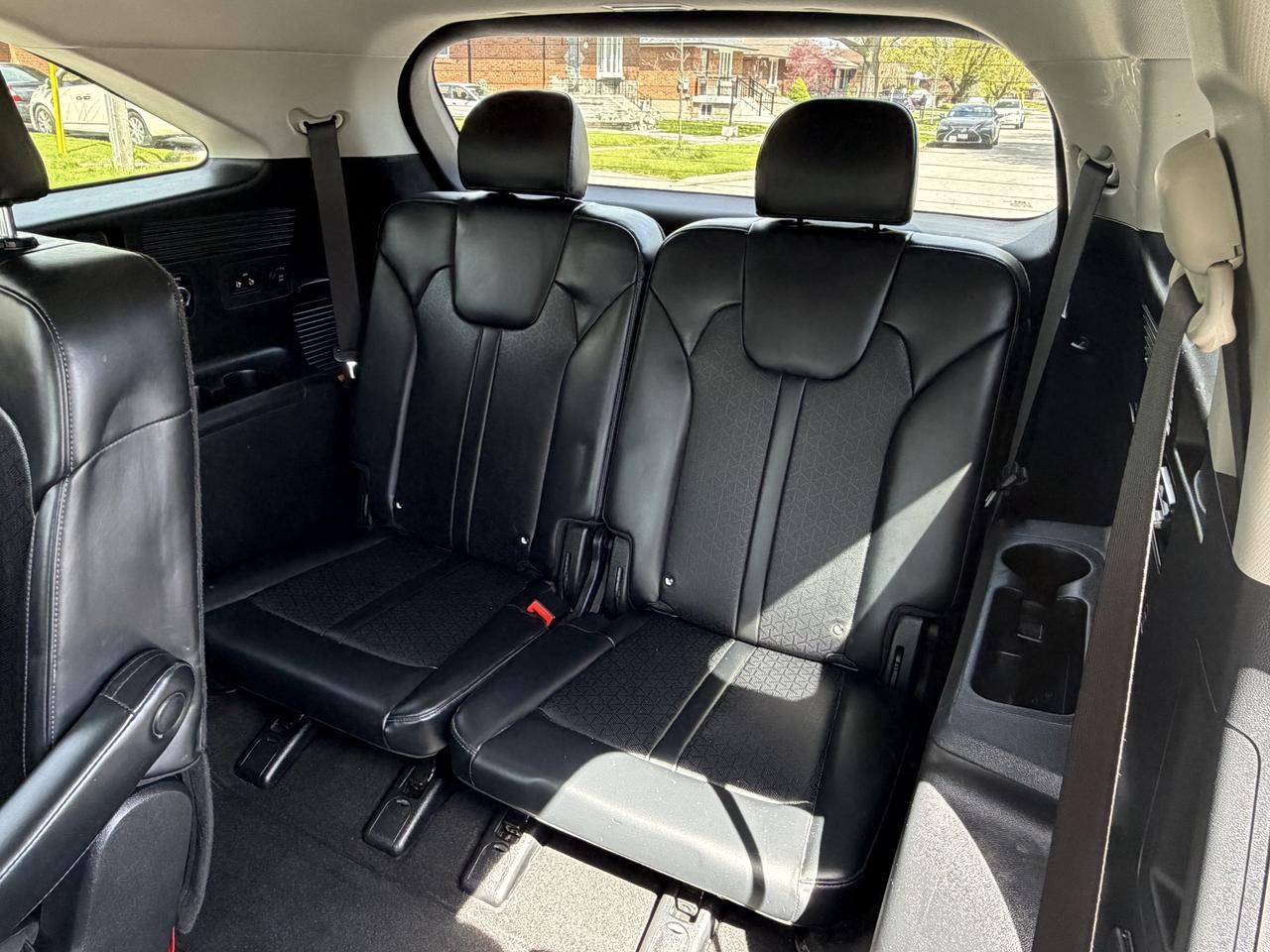 2022 Kia Sorento Plug-In Hybrid EX AWD Photo