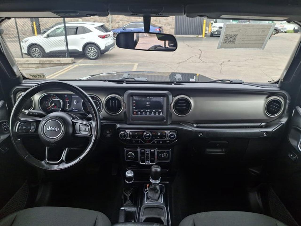 2021 Jeep Gladiator Sport S 4x4 | Tonneau | Heated Steering + Seats | Remote Start | CarPlay | Alpine Audio | and More ! Photo