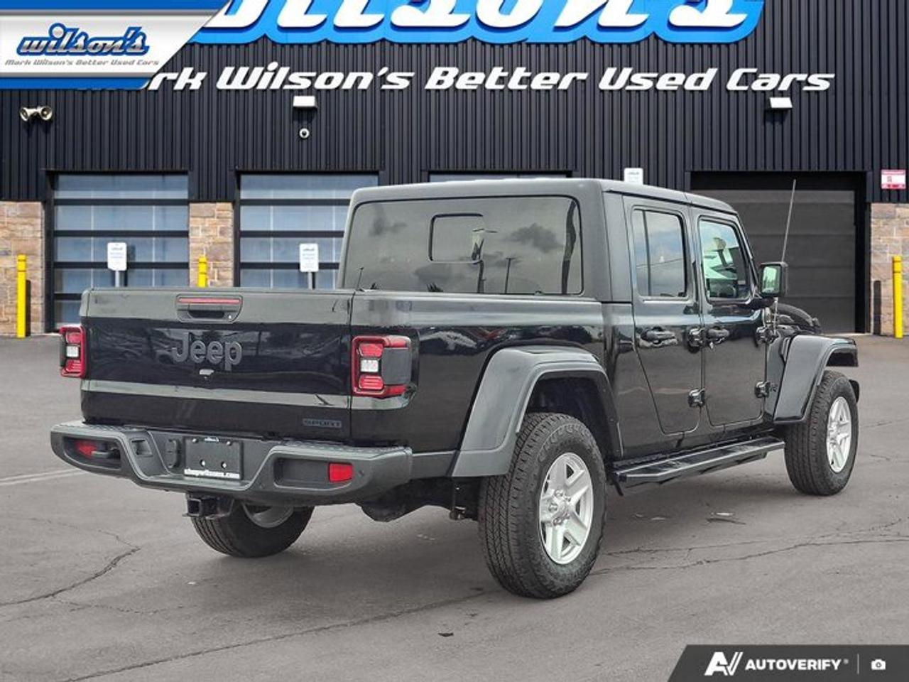 2021 Jeep Gladiator Sport S 4x4 | Tonneau | Heated Steering + Seats | Remote Start | CarPlay | Alpine Audio | and More ! Photo