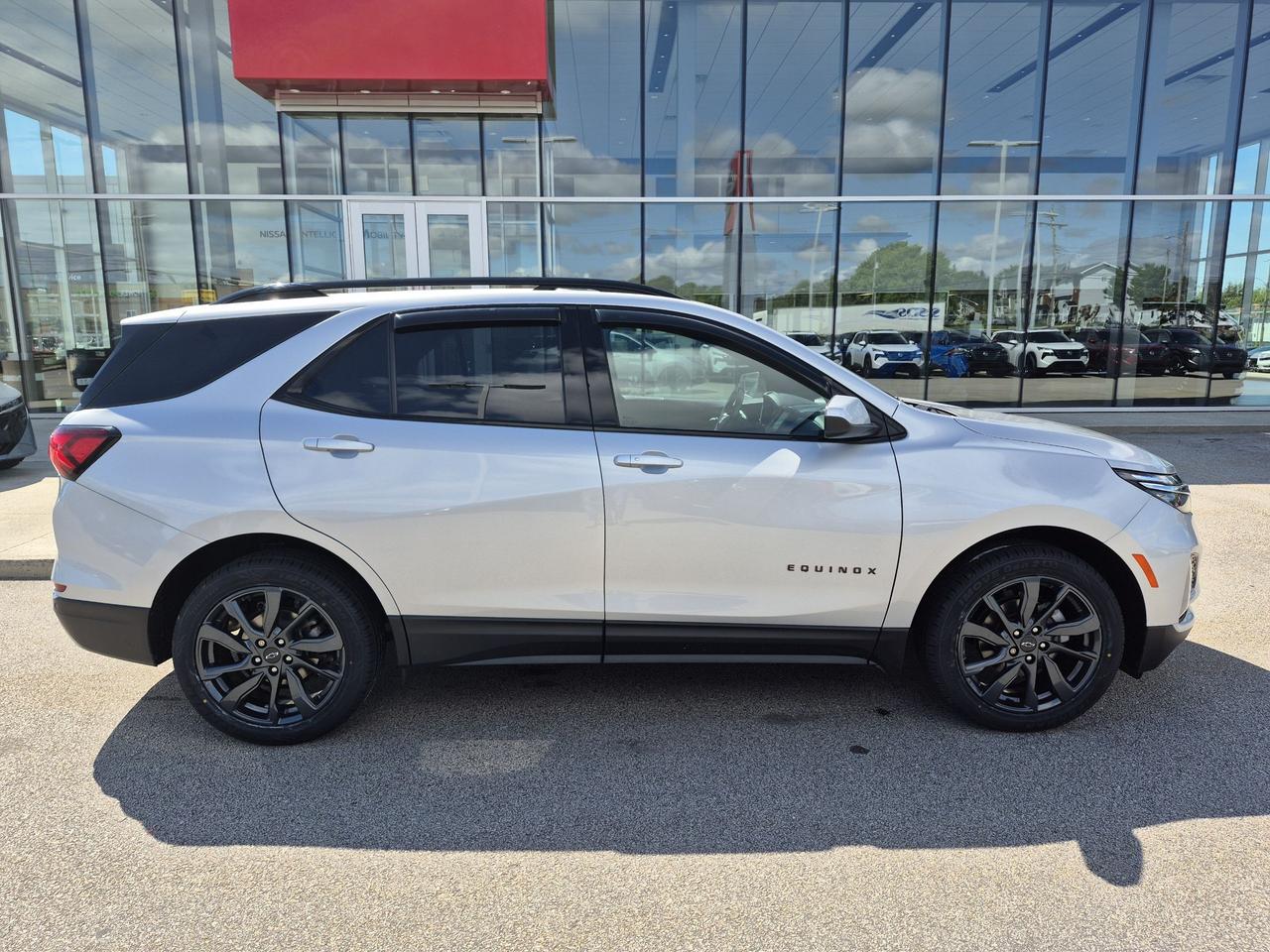 2022 Chevrolet Equinox RS Photo