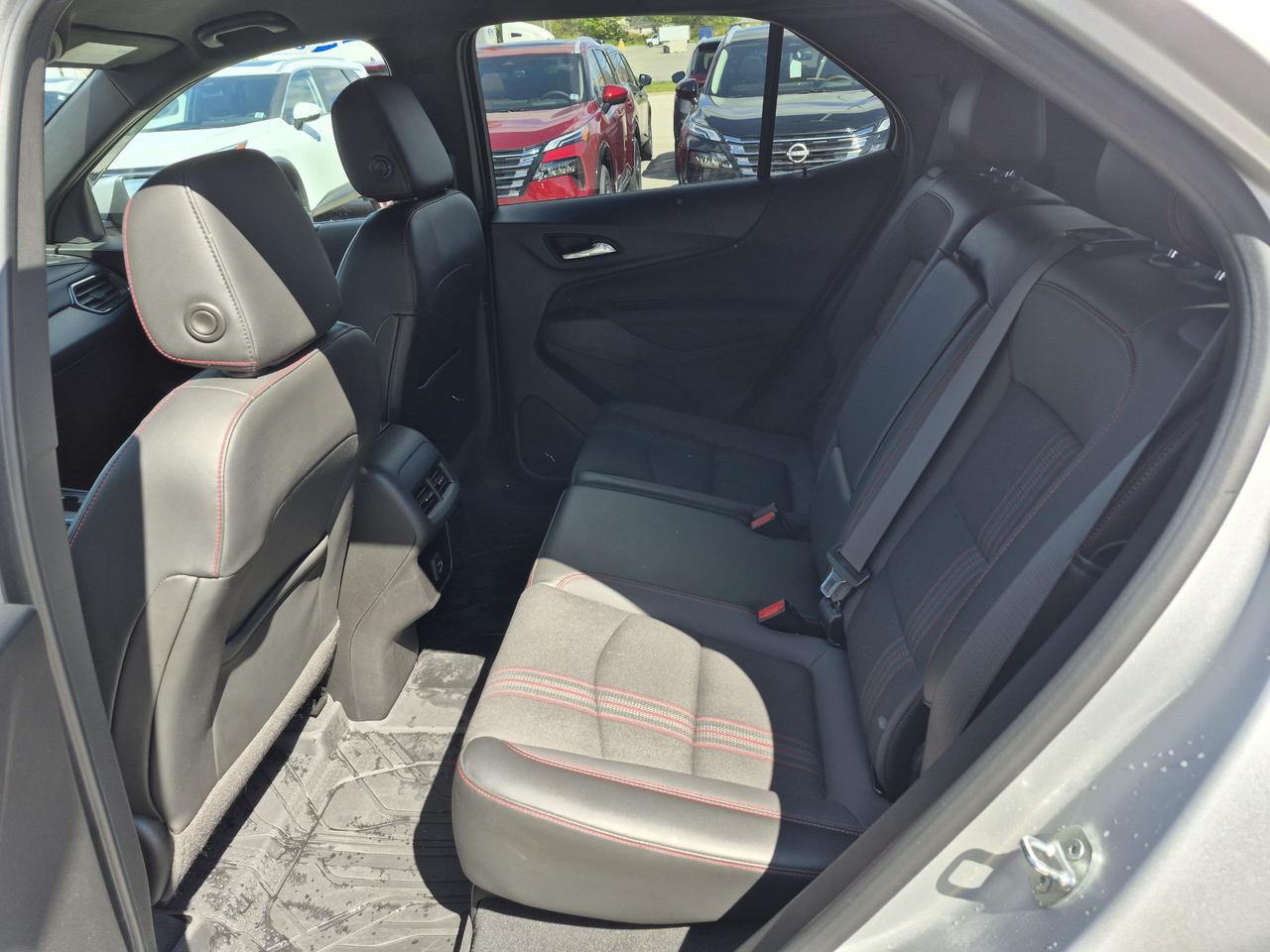 2022 Chevrolet Equinox RS Photo