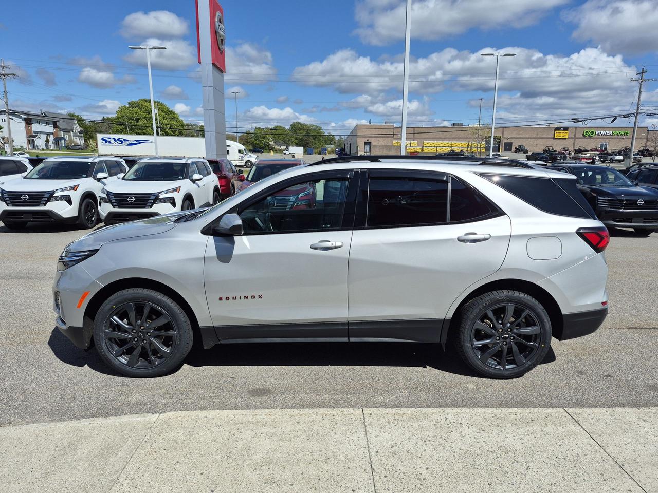 2022 Chevrolet Equinox RS Photo