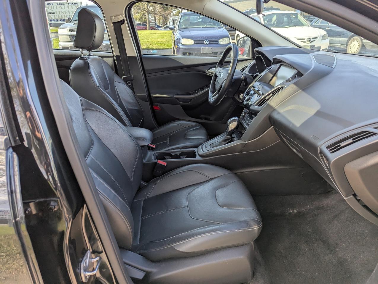 2015 Ford Focus "LOADED LEATHER SPORT" certified +FREE 6M warranty Photo4
