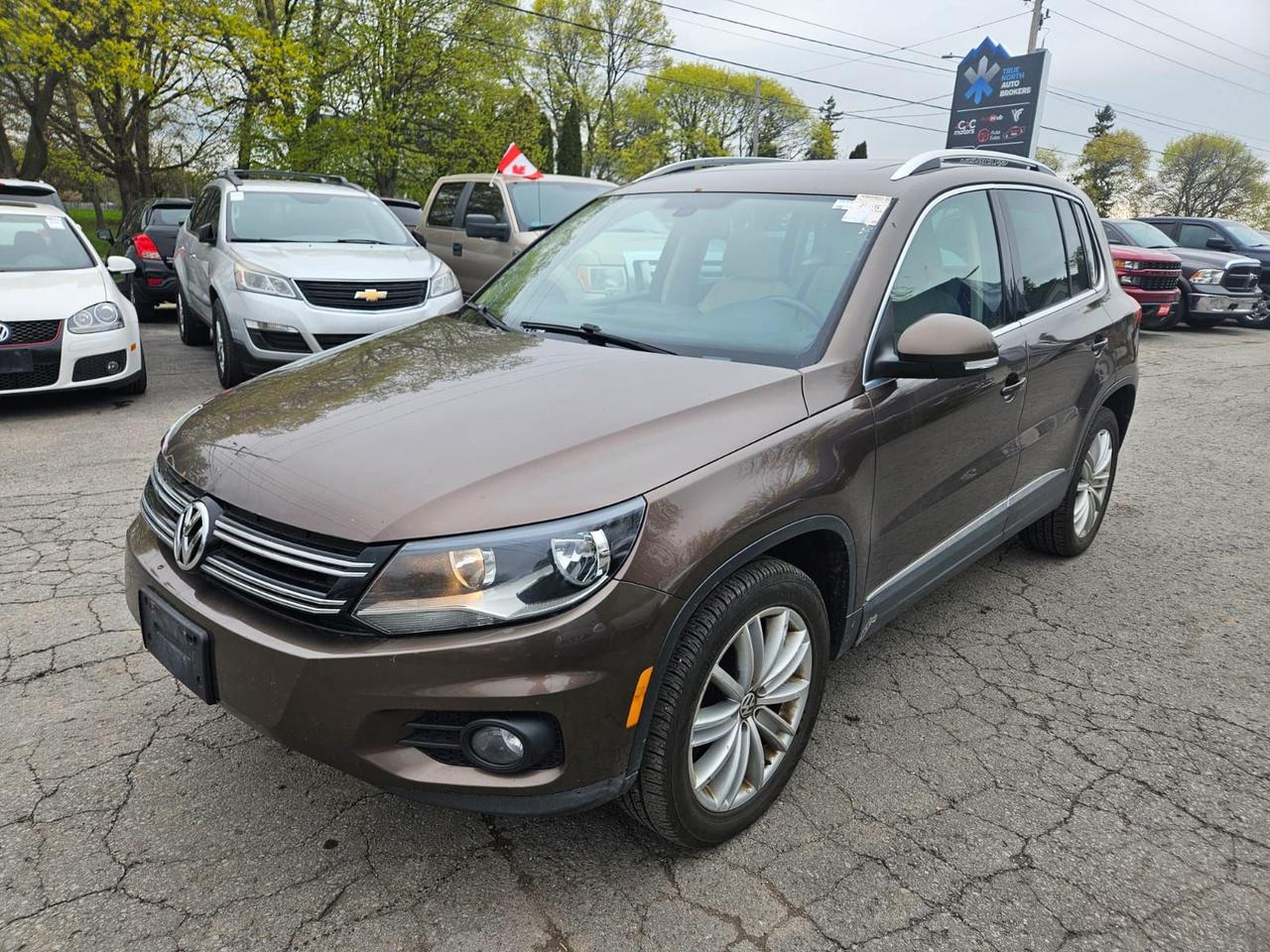 2015 Volkswagen Tiguan Highline Photo2