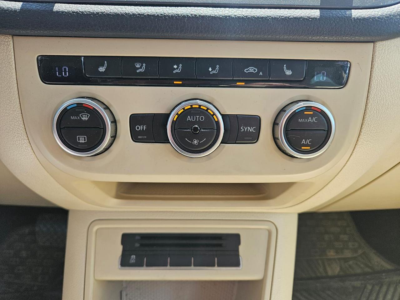 2015 Volkswagen Tiguan 4MOTION 4DR AUTO HIGHLINE Photo