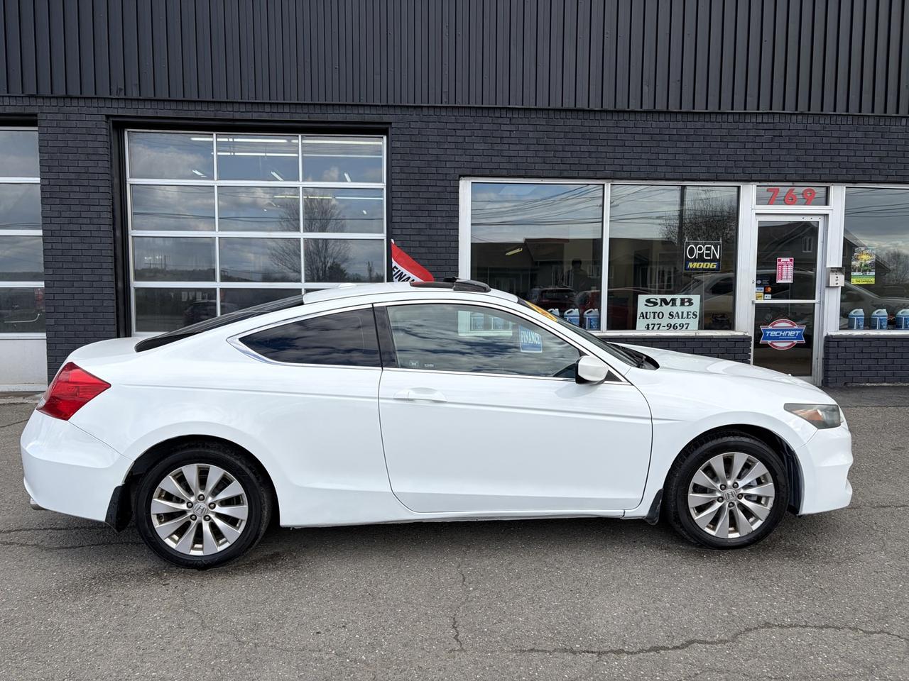 Used 2011 Honda Accord EX-L Coupe AT for sale in Grand Falls, NB