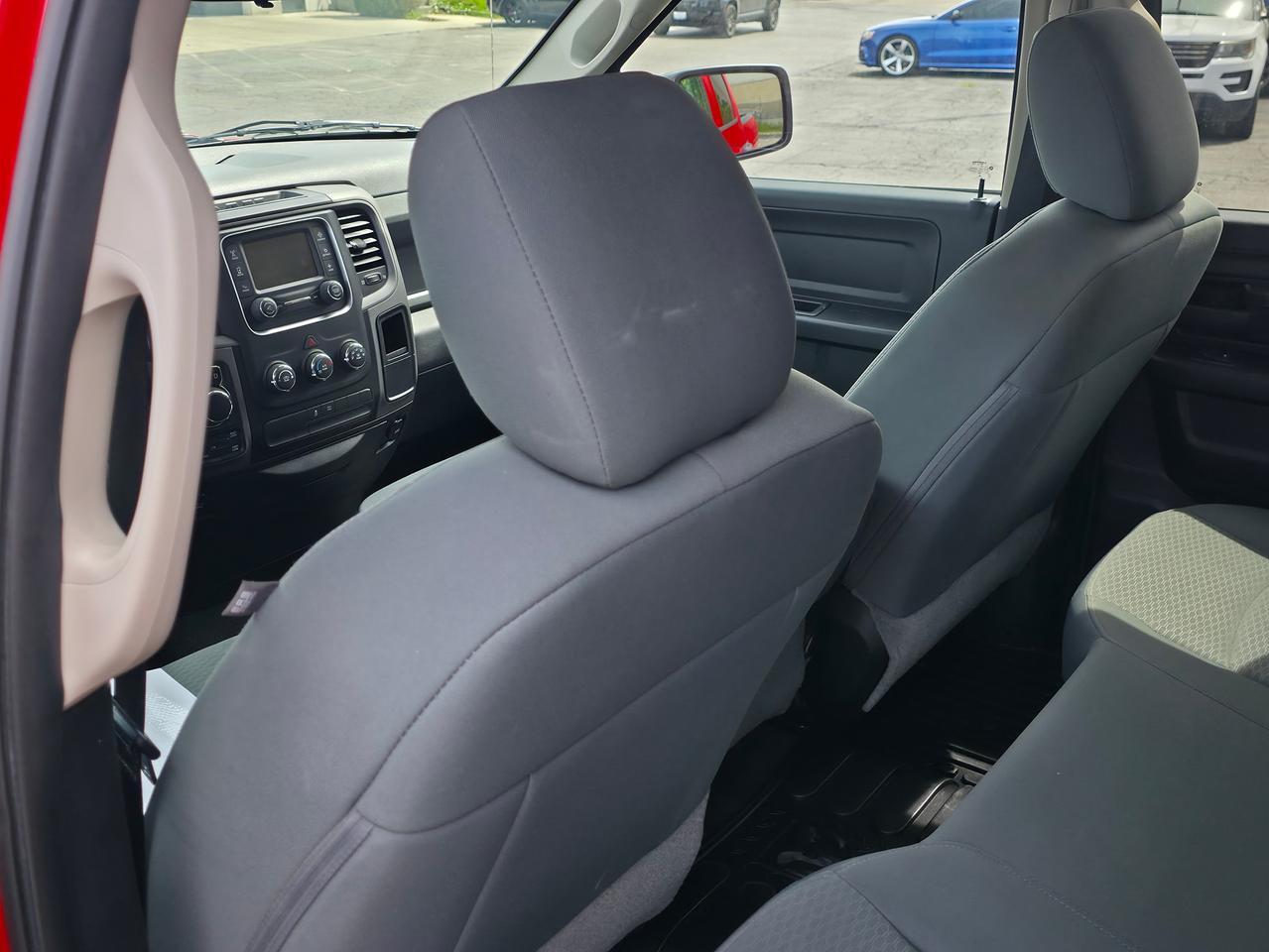 2018 RAM 1500 Express **V6 & LOW KILOMETERS** Photo