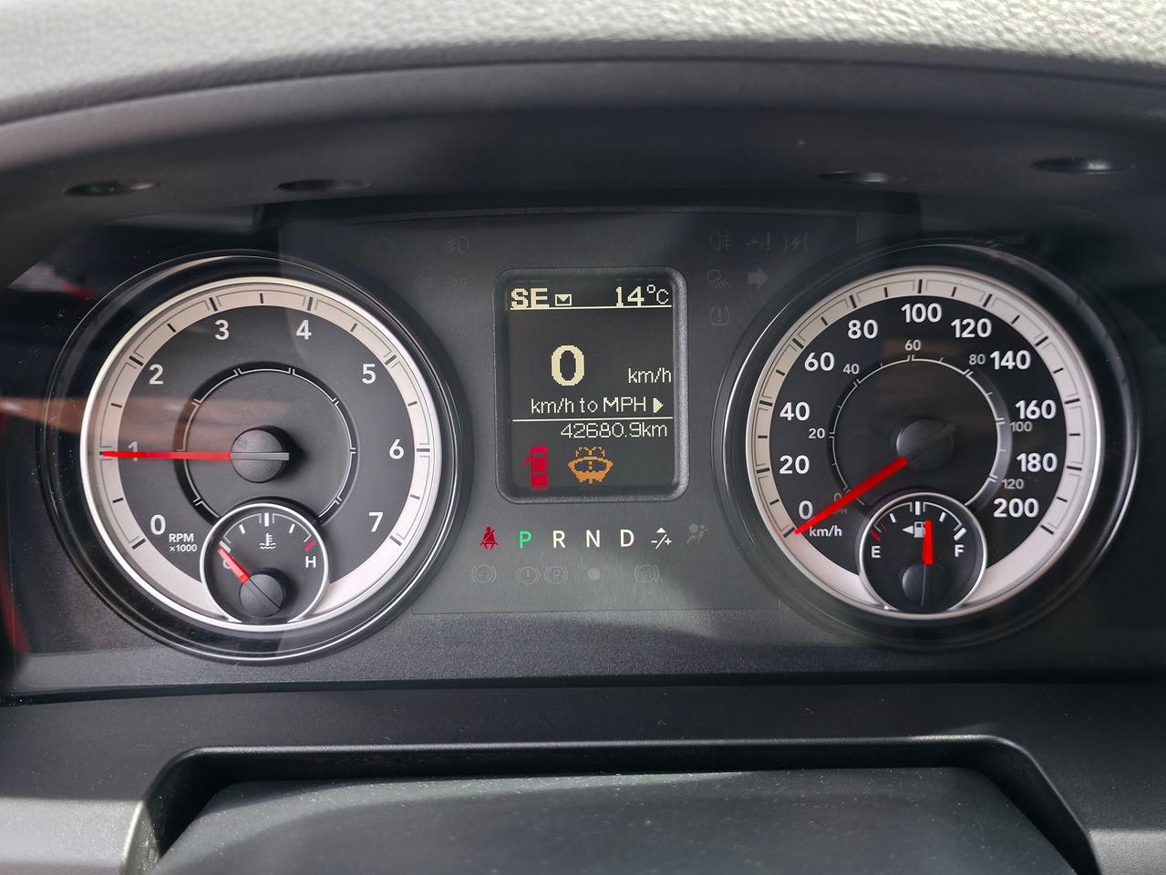 2018 RAM 1500 Express **V6 & LOW KILOMETERS** Photo