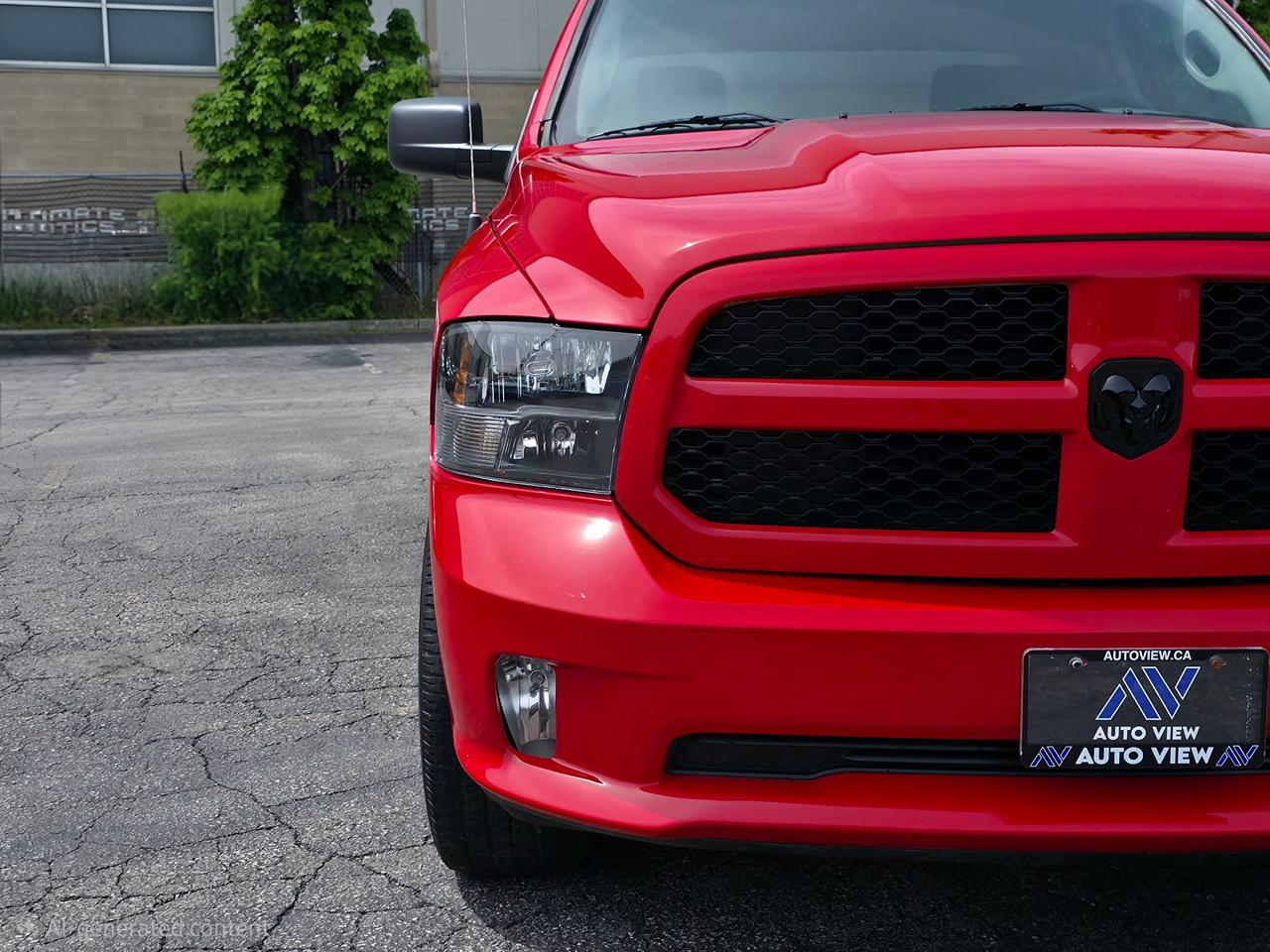 2018 RAM 1500 Express **V6 & LOW KILOMETERS** Photo