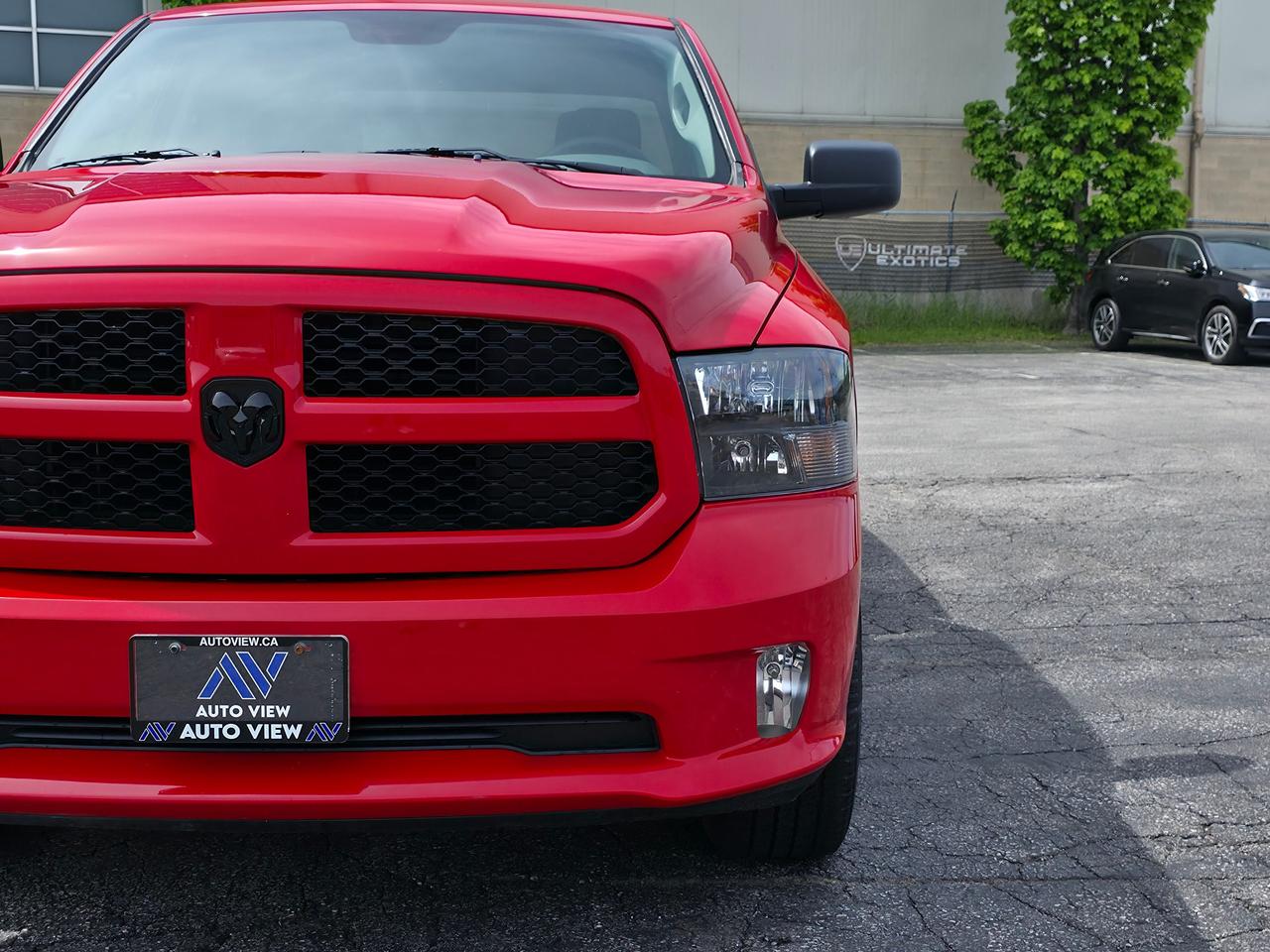 2018 RAM 1500 Express **V6 & LOW KILOMETERS** Photo