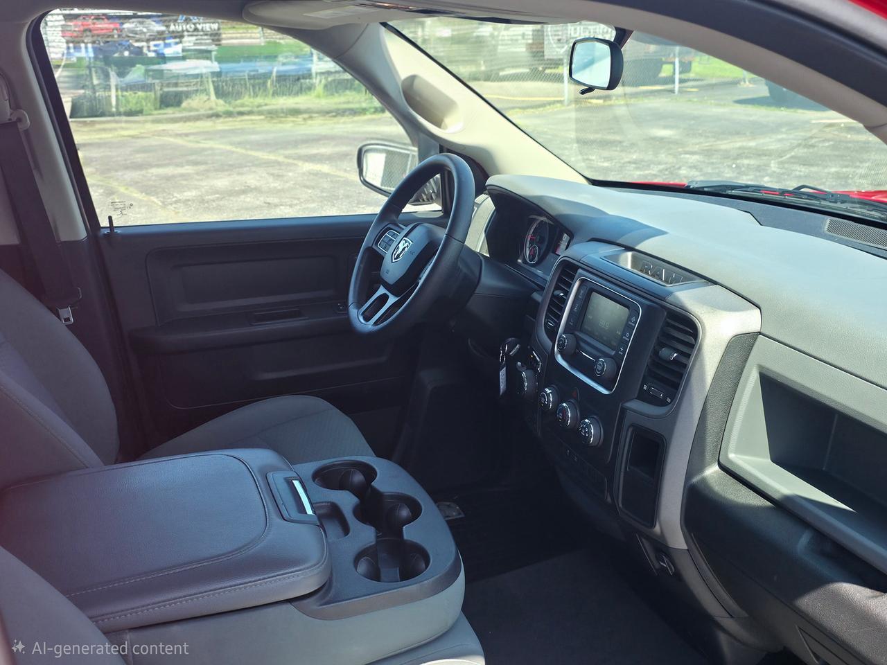 2018 RAM 1500 Express **V6 & LOW KILOMETERS** Photo