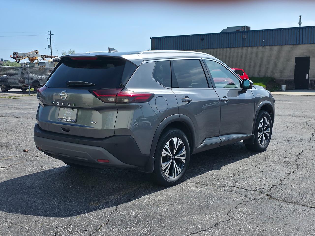 2021 Nissan Rogue FWD SV *DEALER SERVICED* Photo4