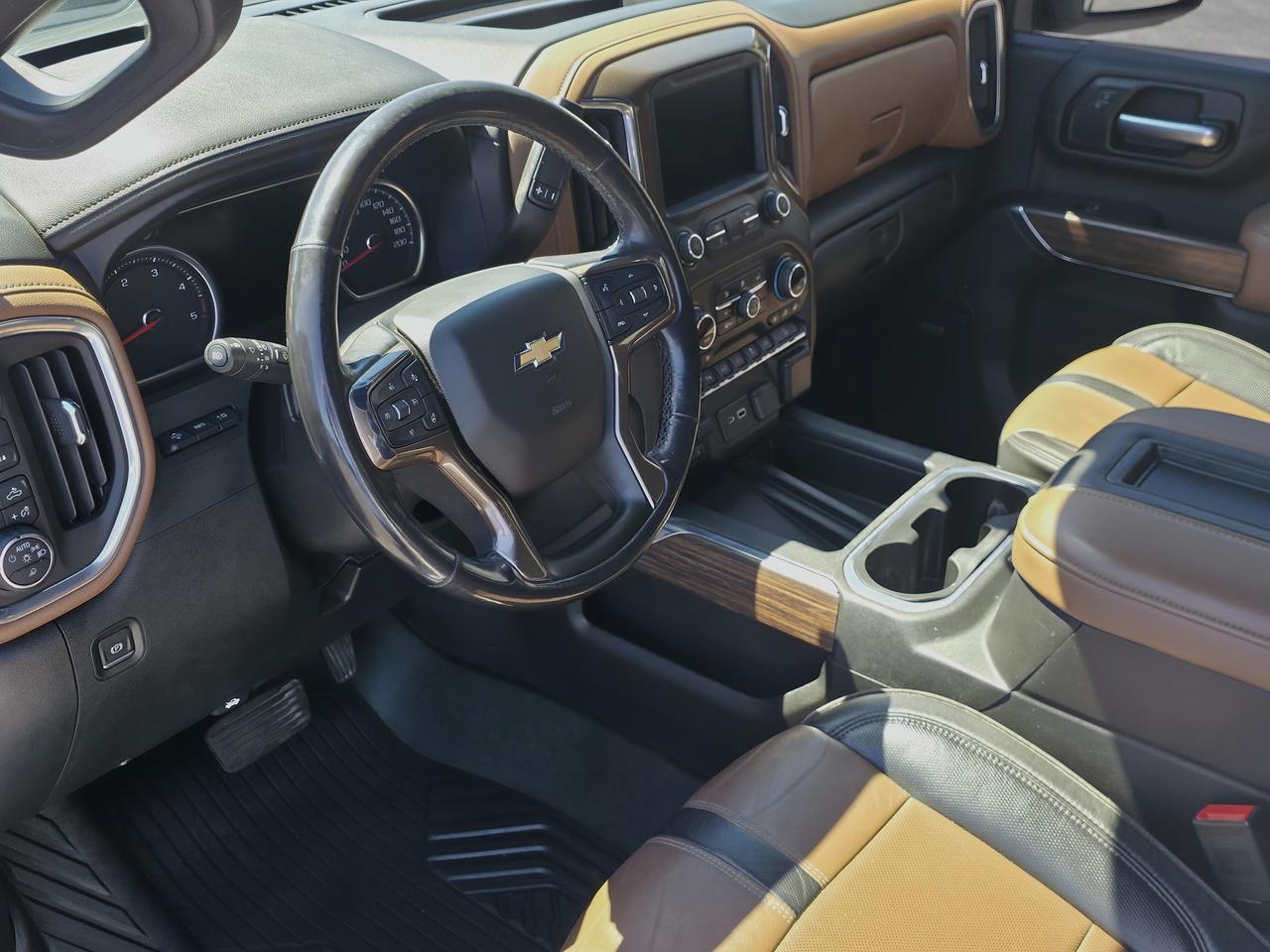 2020 Chevrolet Silverado 2500 High Country *DURAMAX DIESEL* Photo