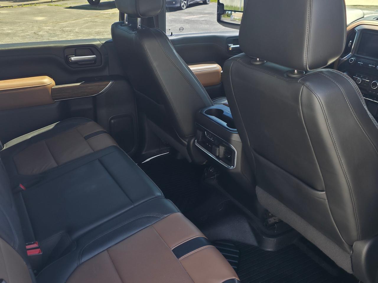 2020 Chevrolet Silverado 2500 High Country *DURAMAX DIESEL* Photo