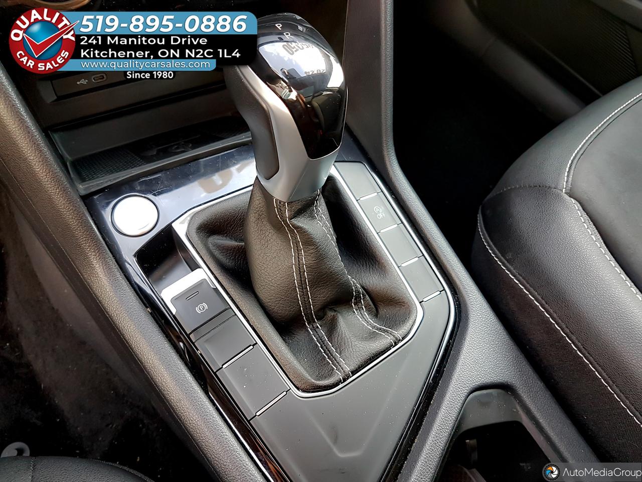 2024 Volkswagen Taos Comfortline *SUNROOF* Photo