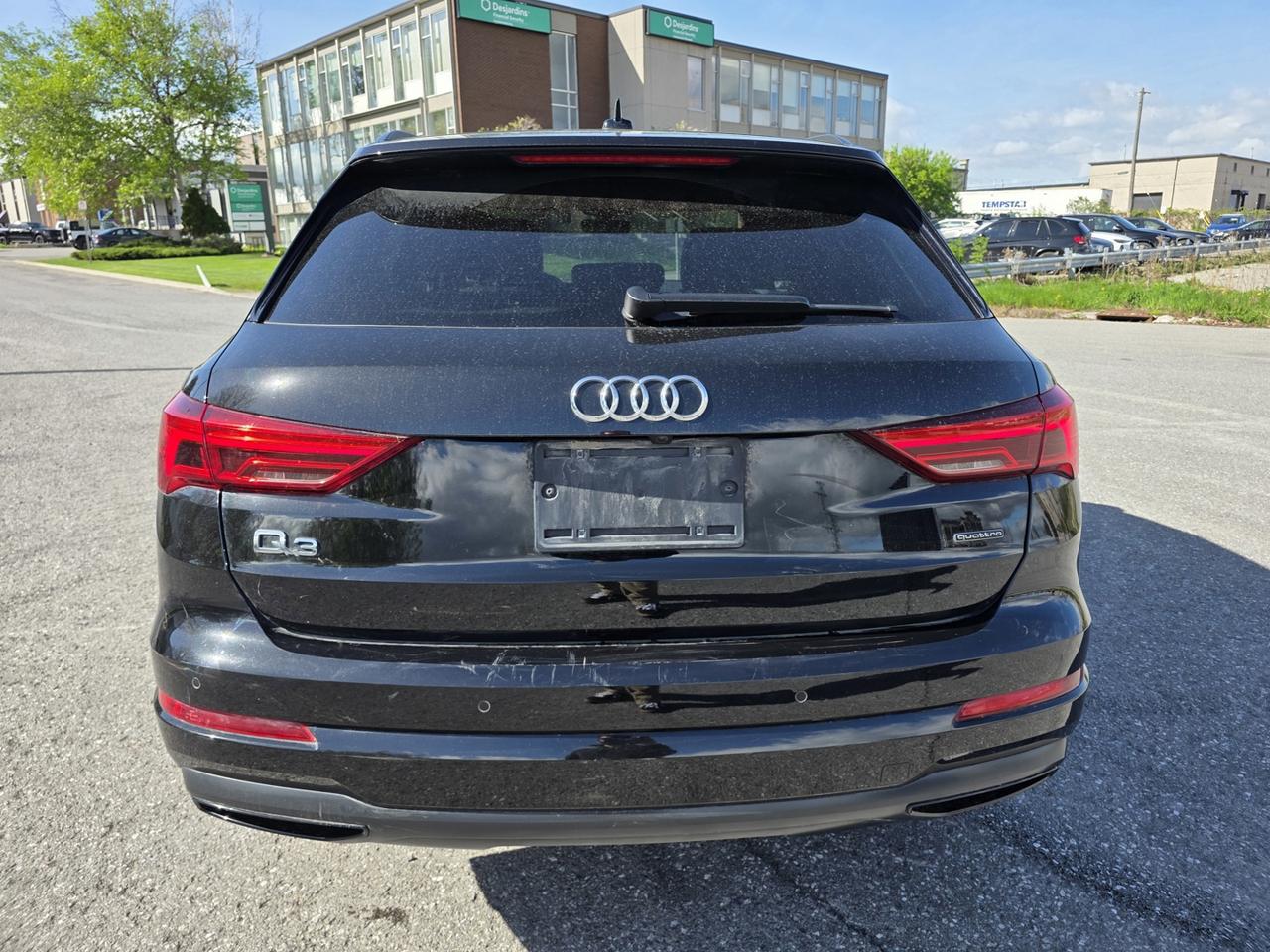 2022 Audi Q3 Komfort Photo3