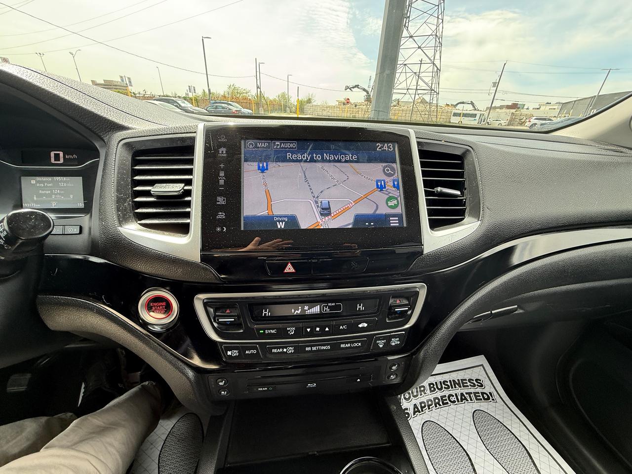 2017 Honda Pilot Touring*CAPTAIN CHAIRS*DVD*NAVI*LOADED* Photo